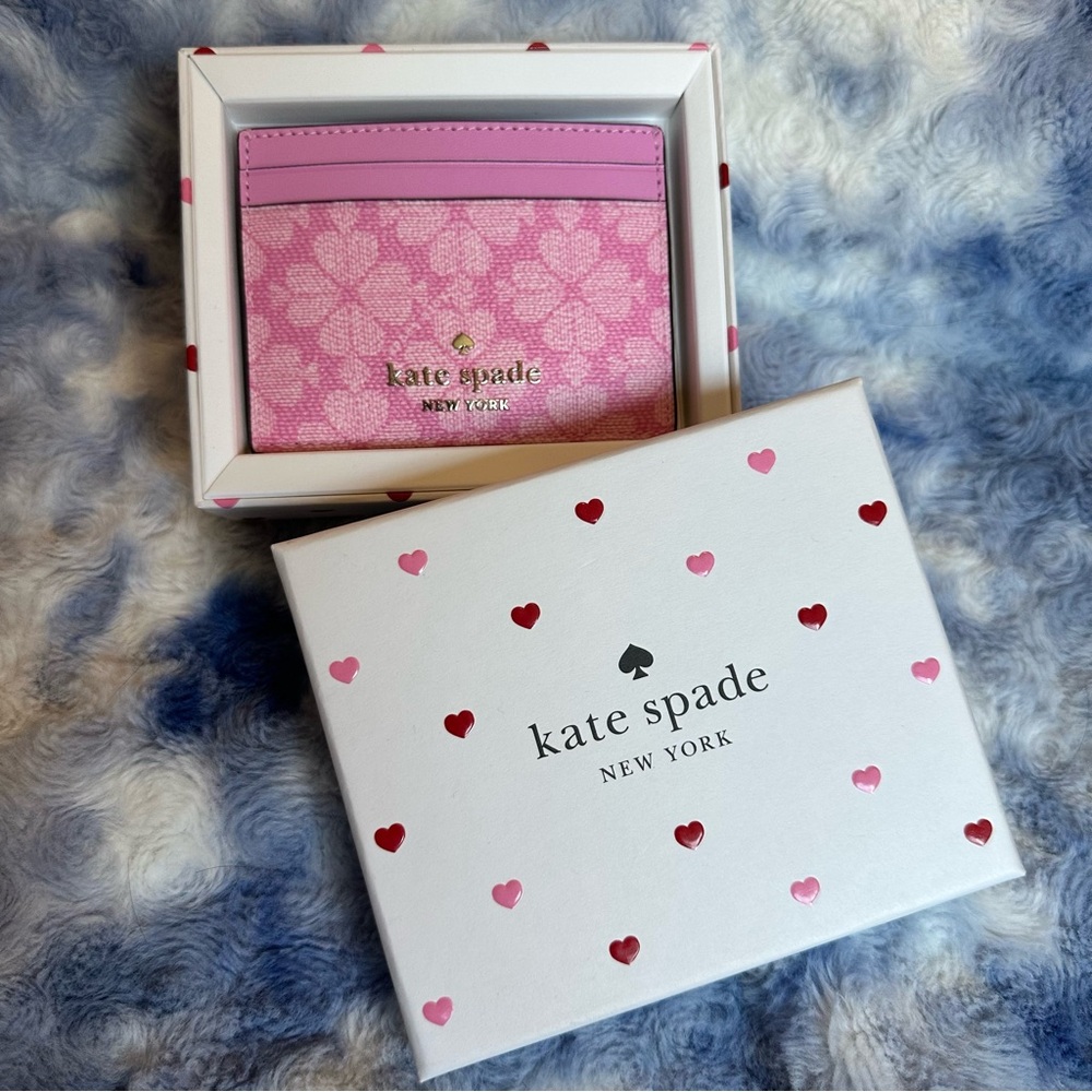 NWT Kate Spade Gift Boxed Heart Flowers Slim Card Holder Parisian Rose